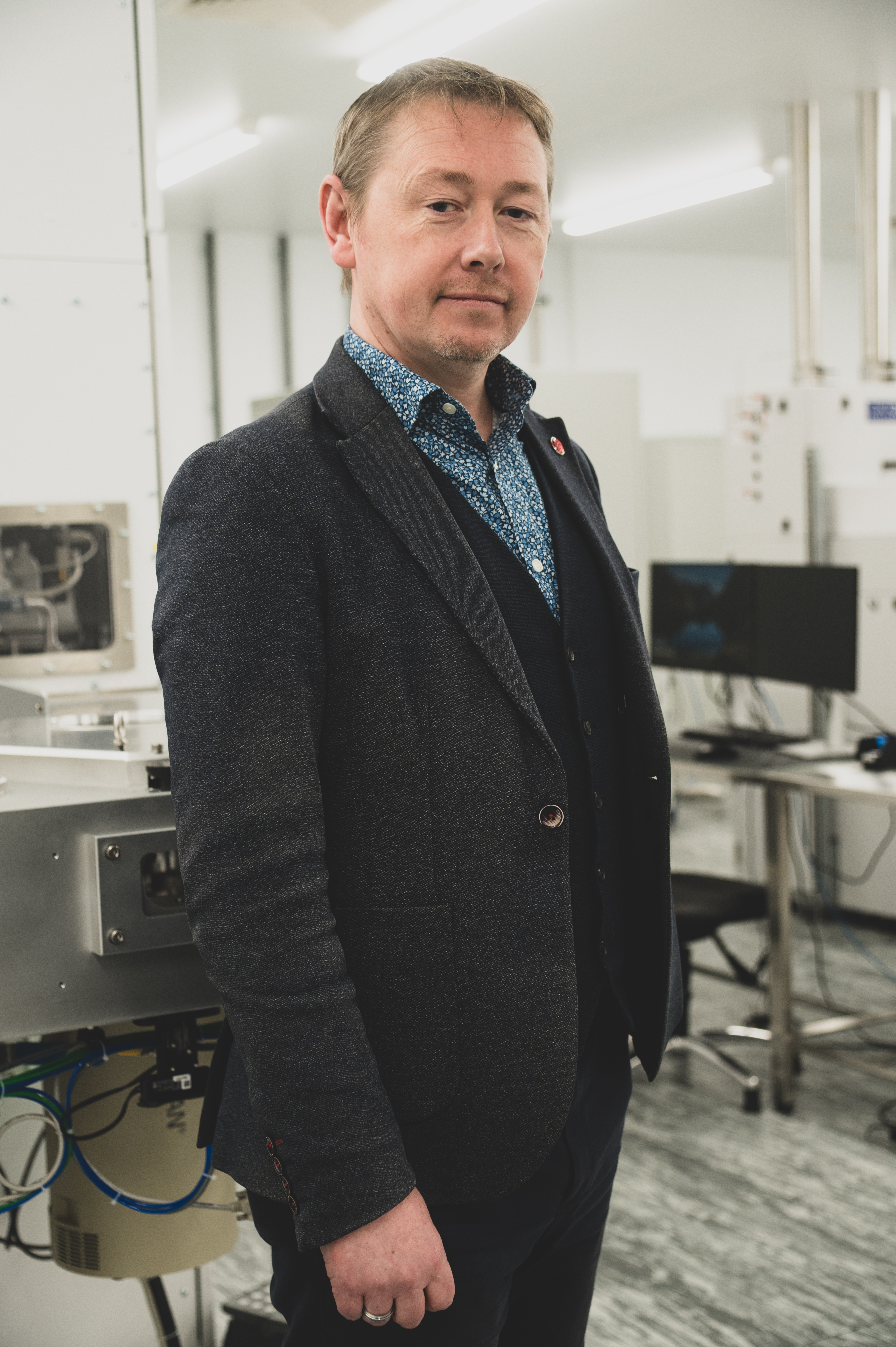 Dr Simon Thomas FREng