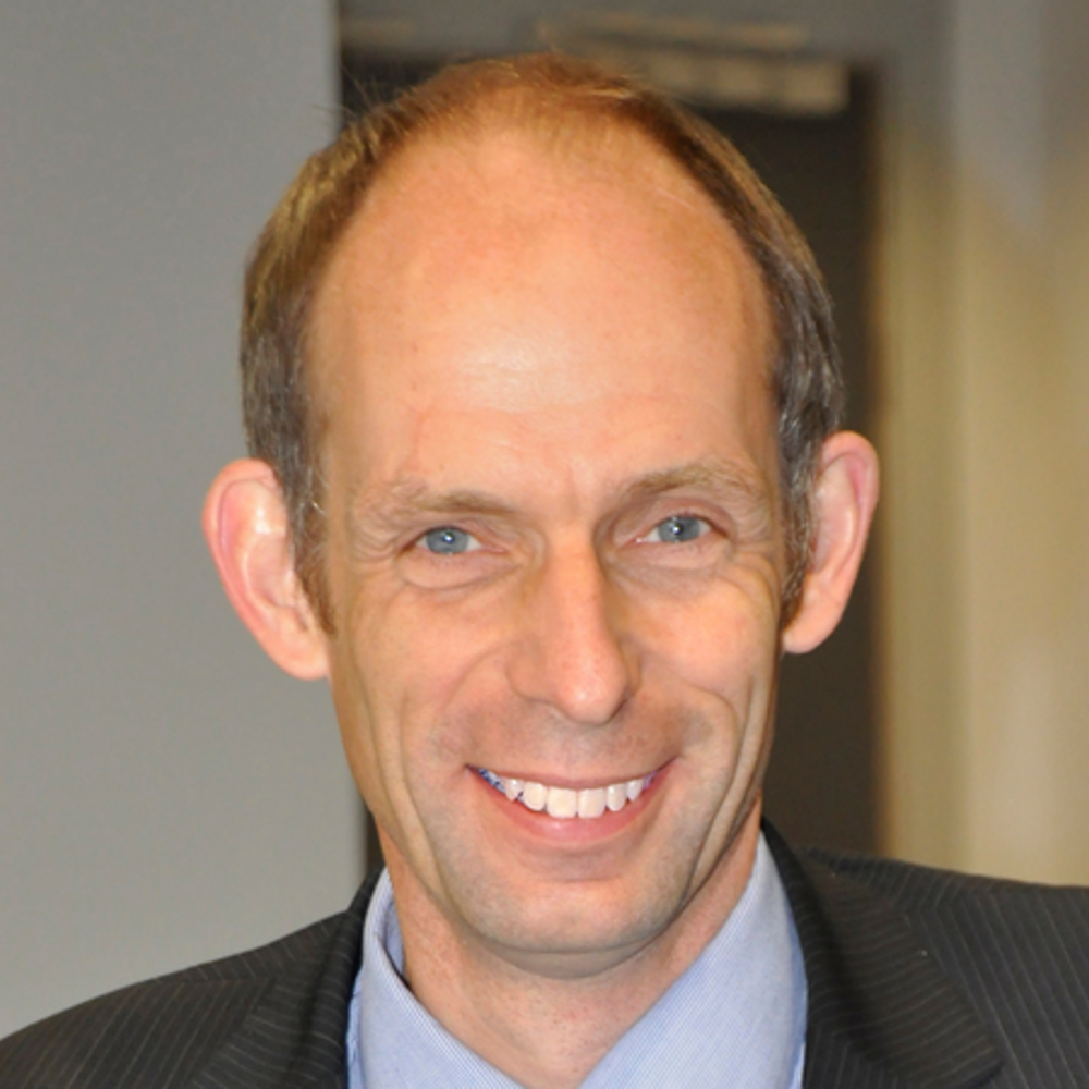 Hogg, Simon Ian