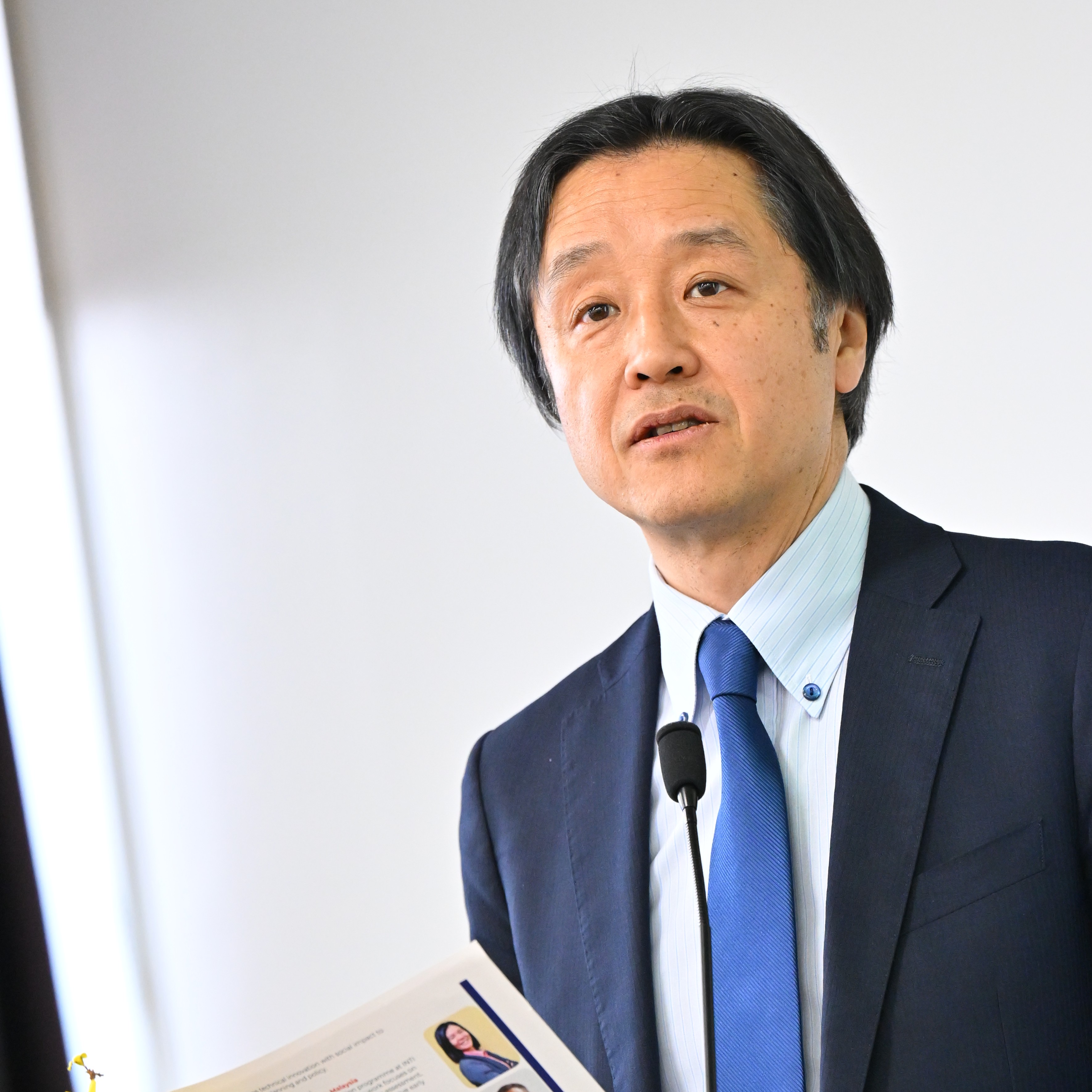 Professor Tomohiro Shibata presenting