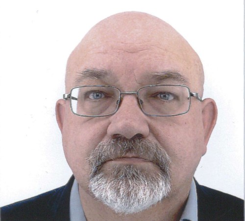 Headshot of Professor Ian Reaney FREng