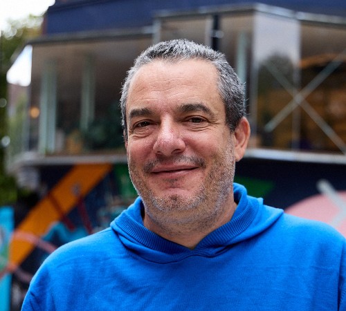 Headshot of Saul Klein OBE HonFREng