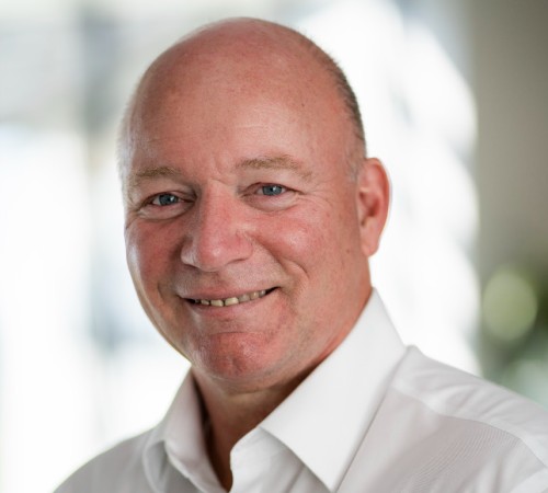 Headshot of Dr Frank Haselbach FREng