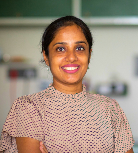 Headshot of Dr Shivani Gupta.